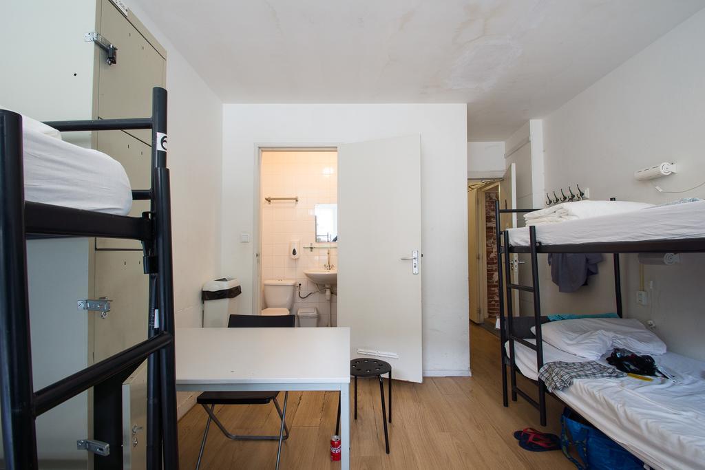 Stone Hotel & Hostel Utrecht Pokoj fotografie