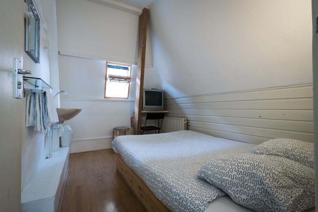 Stone Hotel & Hostel Utrecht Pokoj fotografie